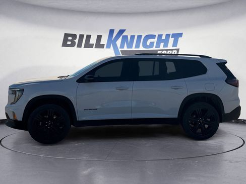 Used 2024 GMC Acadia Elevation w/ Black Edition image 2