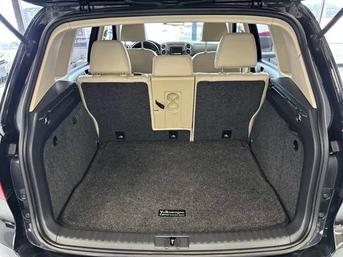 Used 2016 Volkswagen Tiguan S image 13
