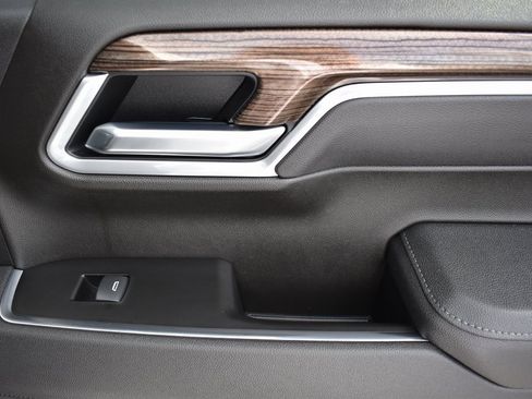 Used 2025 Chevrolet Silverado 1500 RST image 14