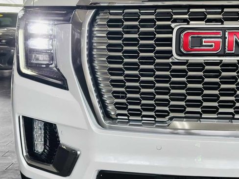 Used 2022 GMC Yukon Denali AWD/4WD image 19