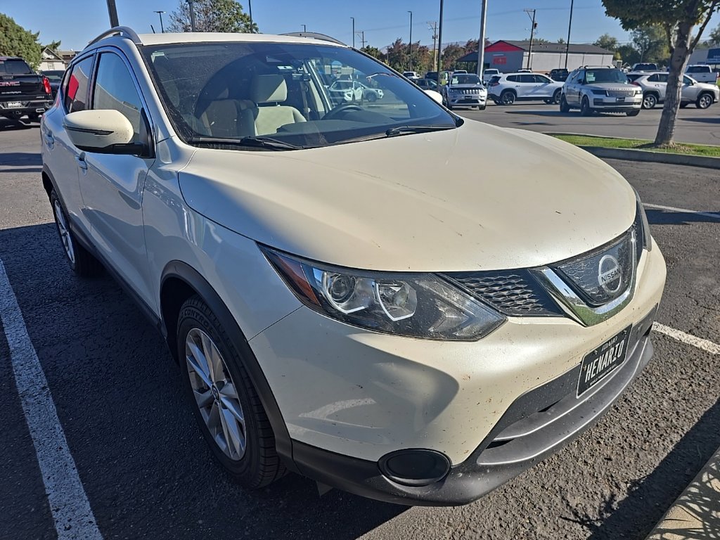 Used 2019 Nissan Rogue Sport SV FWD image 4