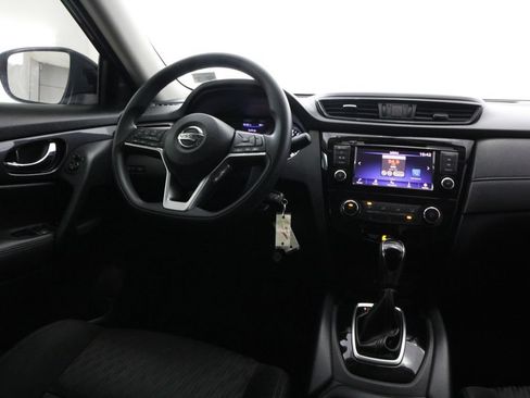 Used 2018 Nissan Rogue S AWD/4WD image 10