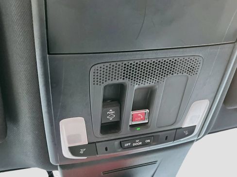 Used 2025 Honda Civic Sport Touring image 23