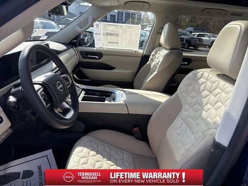 New 2026 Nissan Armada Platinum Reserve AWD/4WD image 15