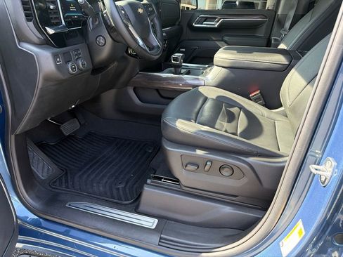 Used 2024 Chevrolet Silverado 1500 LTZ RWD image 9