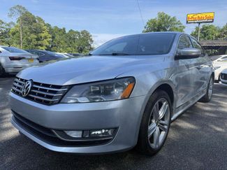 Used 2015 Volkswagen Passat TDI SEL Premium image 1