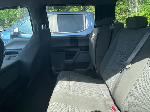 Used 2017 Ford F150 XLT image 11