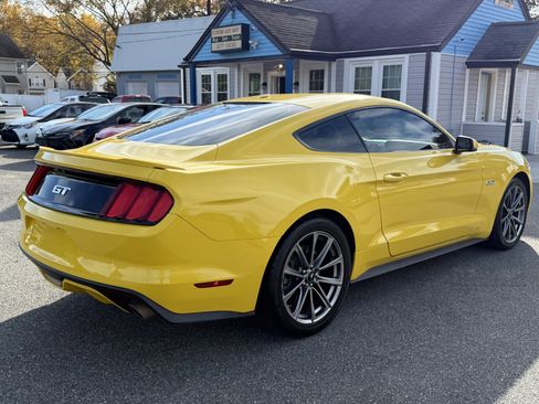 Used 2015 Ford Mustang GT Premium image 7