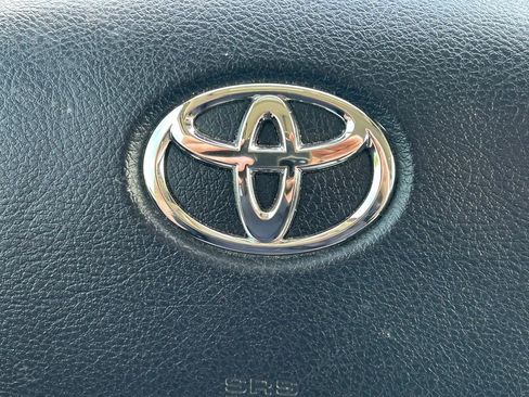 Used 2023 Toyota 4Runner Limited image 40