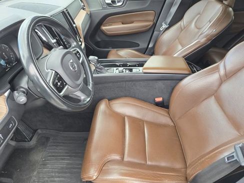 Used 2020 Volvo XC60 T6 Inscription w/ Protection Package Premier image 14