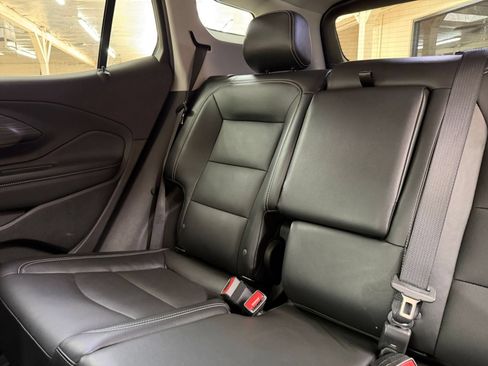 Used 2024 GMC Terrain SLT AWD/4WD image 41