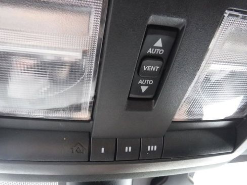 Used 2022 Dodge Challenger R/T Scat Pack w/ Shaker Package image 40