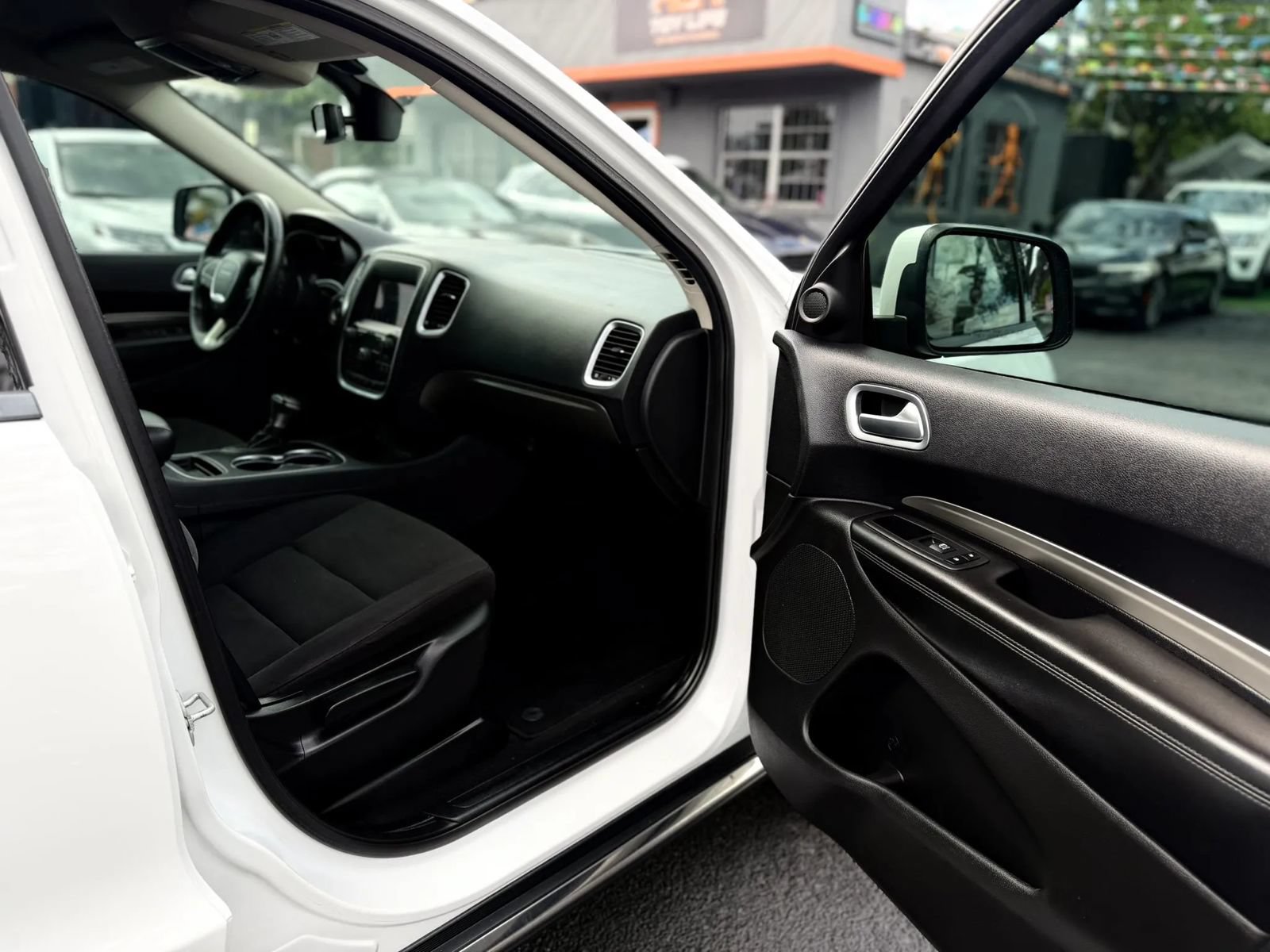 Used 2019 Dodge Durango SXT w/ 3rd Row Seating Group RWD image 40