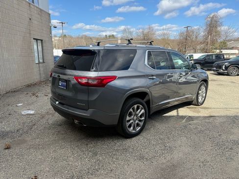 Used 2019 Chevrolet Traverse Premier w/ LPO, Floor Liner Package AWD/4WD image 7