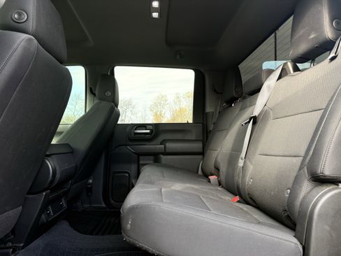 Certified 2020 Chevrolet Silverado 2500 Custom w/ Custom Value Package image 13