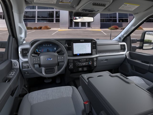 New 2026 Ford F350 XLT w/ XLT Premium Package AWD/4WD image 9