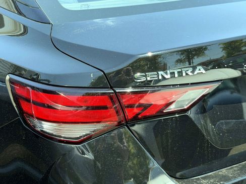 Used 2023 Nissan Sentra SV w/ All-Weather Package FWD image 10