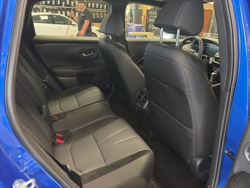 Used 2025 Acura ADX A-Spec image 11