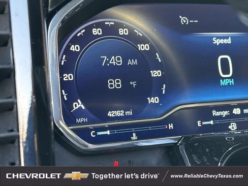 Used 2023 Chevrolet Silverado 1500 RST RWD image 9