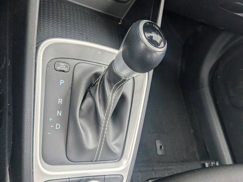 Certified 2023 Hyundai Venue SEL w/ Cargo Package image 16