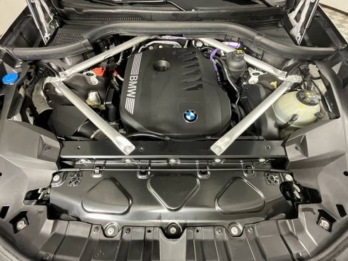 Used 2023 BMW X7 xDrive40i w/ Executive Package image 29