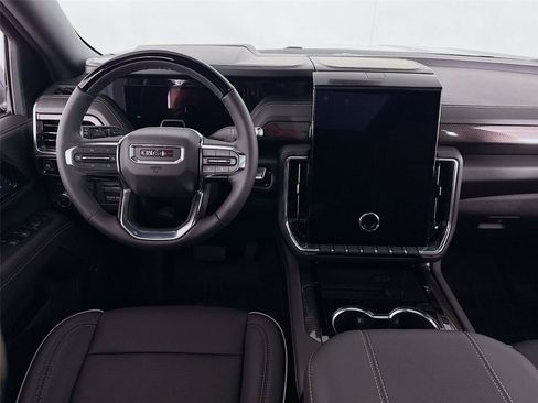 New 2026 GMC Yukon XL Elevation w/ Elevation Premium Package AWD/4WD image 2