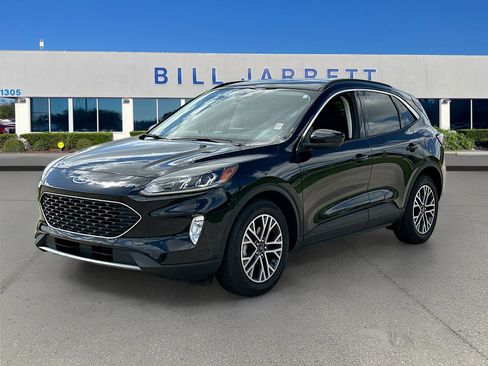 Certified 2022 Ford Escape SEL image 3