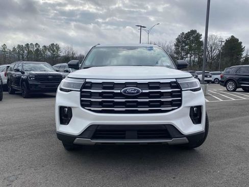 New 2026 Ford Explorer Active w/ Active Comfort Package RWD image 8