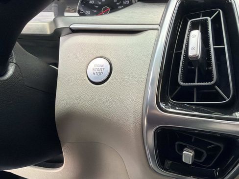 Used 2022 Kia Sorento SX AWD/4WD image 26