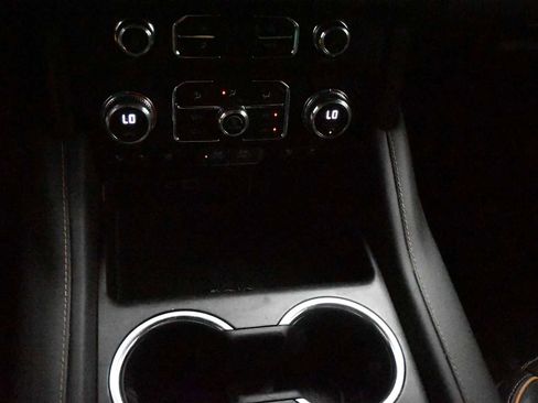Used 2022 GMC Yukon XL AT4 AWD/4WD image 20