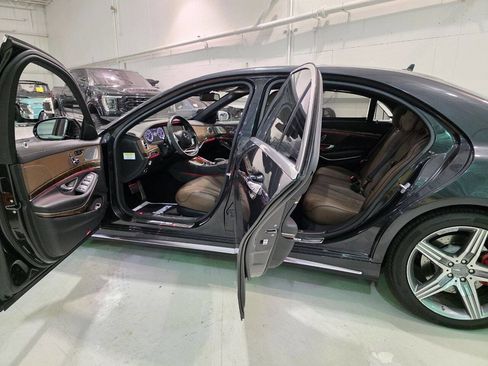 Used 2014 Mercedes-Benz S 63 AMG 4MATIC Sedan w/ Rear Seat Package image 61
