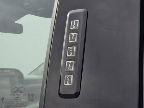 Used 2023 Ford F350 XLT image 17