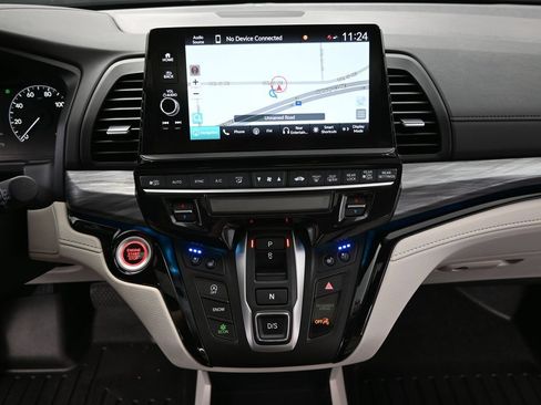 Used 2025 Honda Odyssey Elite image 35