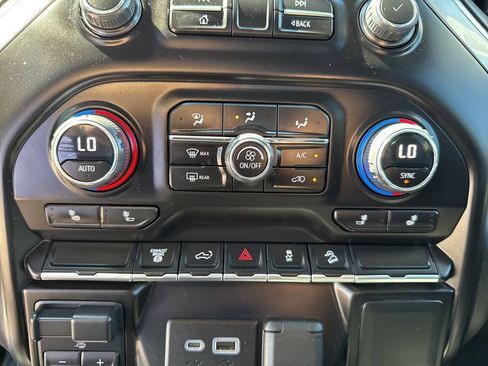 Used 2023 Chevrolet Silverado 2500 LT w/ Convenience Package image 39