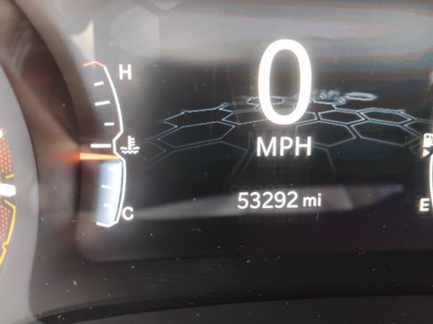 Used 2024 Jeep Compass Latitude AWD/4WD image 15