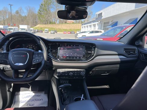 Used 2025 Dodge Durango R/T image 17
