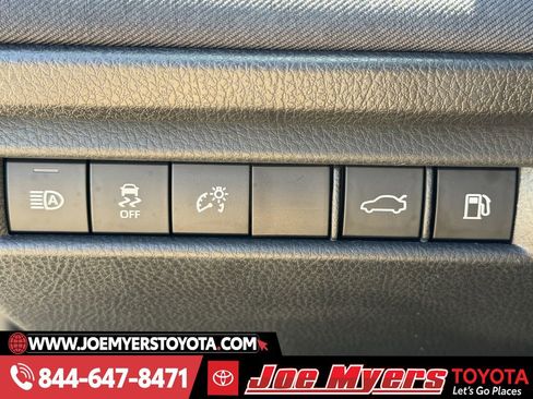 Used 2025 Toyota Camry LE image 25