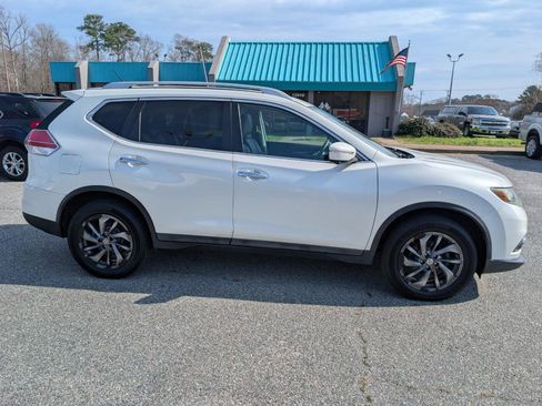 Used 2015 Nissan Rogue SL w/ SL Premium Package image 9