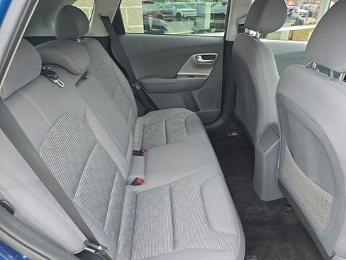 Used 2019 Kia Niro LX image 21
