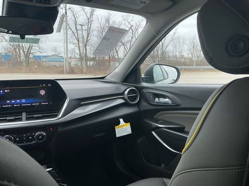 New 2026 Chevrolet Trax ACTIV w/ Driver Confidence Package image 28