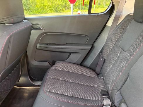 Used 2016 Chevrolet Equinox LT FWD image 40