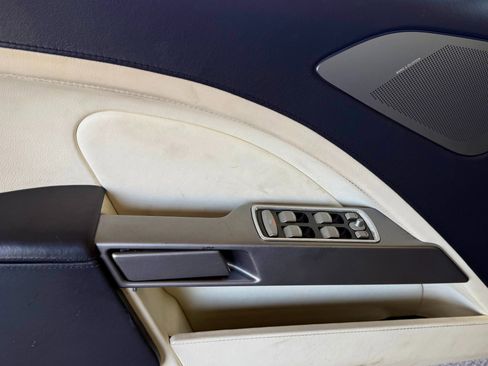 Used 2011 Aston Martin Rapide Luxe image 51