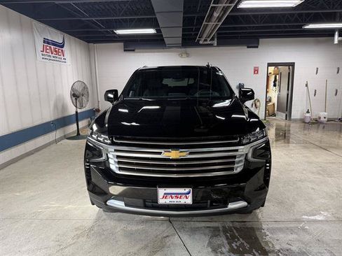 Certified 2023 Chevrolet Suburban High Country w/ Max Trailering Package AWD/4WD image 2