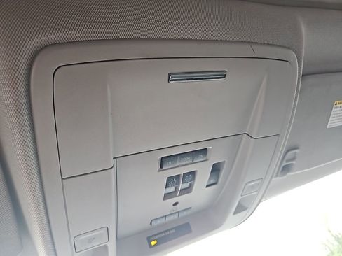 Used 2018 Chevrolet Silverado 1500 LTZ Z71 w/ Centennial Edition image 20