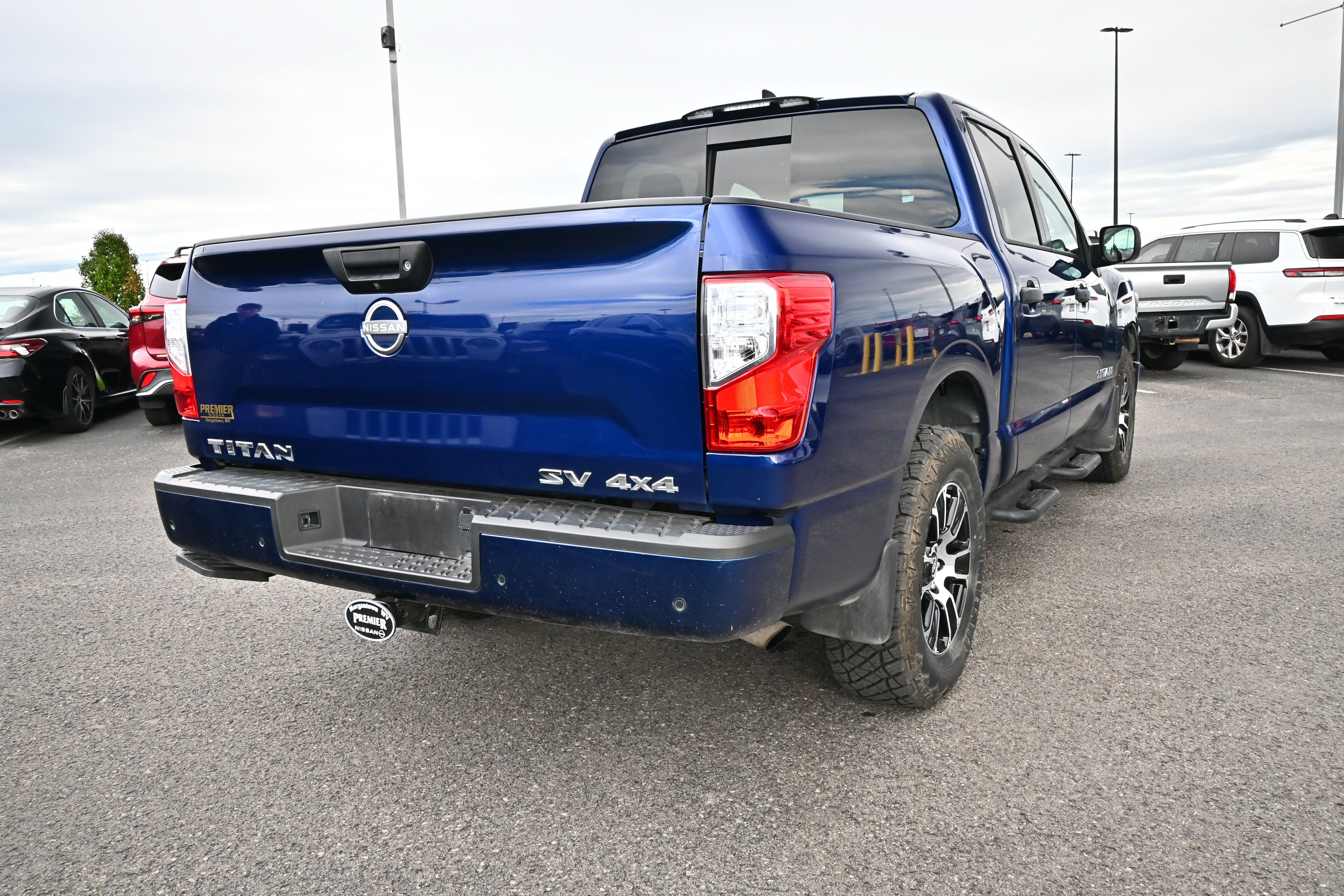 Certified 2024 Nissan Titan SV w/ SV Convenience Package AWD/4WD image 8