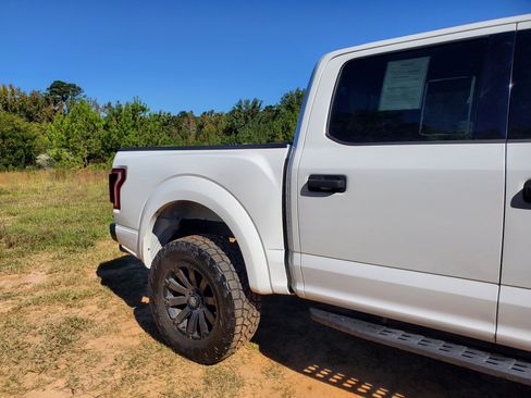 Used 2018 Ford F150 Raptor w/ Equipment Group 801A Mid image 15