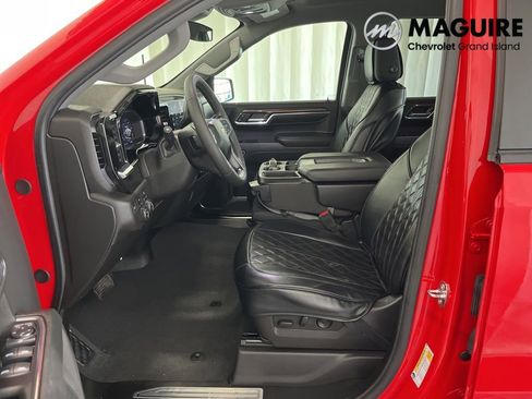 Used 2024 Chevrolet Silverado 1500 LT AWD/4WD image 2