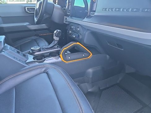 Used 2023 Ford Bronco Badlands w/ Sasquatch Package image 78