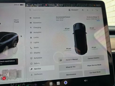 Used 2024 Tesla Model Y Long Range image 50