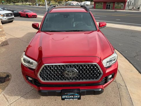 Used 2019 Toyota Tacoma TRD Off-Road image 19